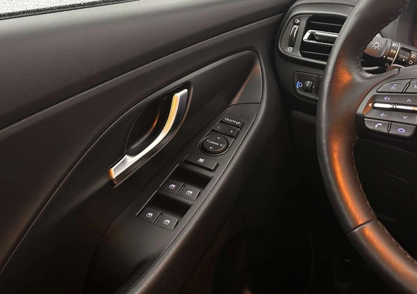 Hyundai I30 cena 89900 przebieg: 16200, rok produkcji 2023 z Tłuszcz małe 121